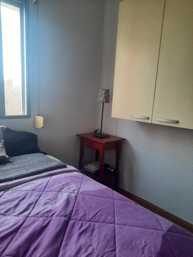 Una Habitacion Individual En Casa Familiar Dentro De Ciudad Patrimonio De La Humanidad 阿尔卡拉德荷那利斯 外观 照片